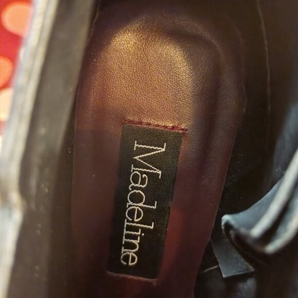 Madeline Black Leather Ankle Boots Size 7M - Picture 9 of 10